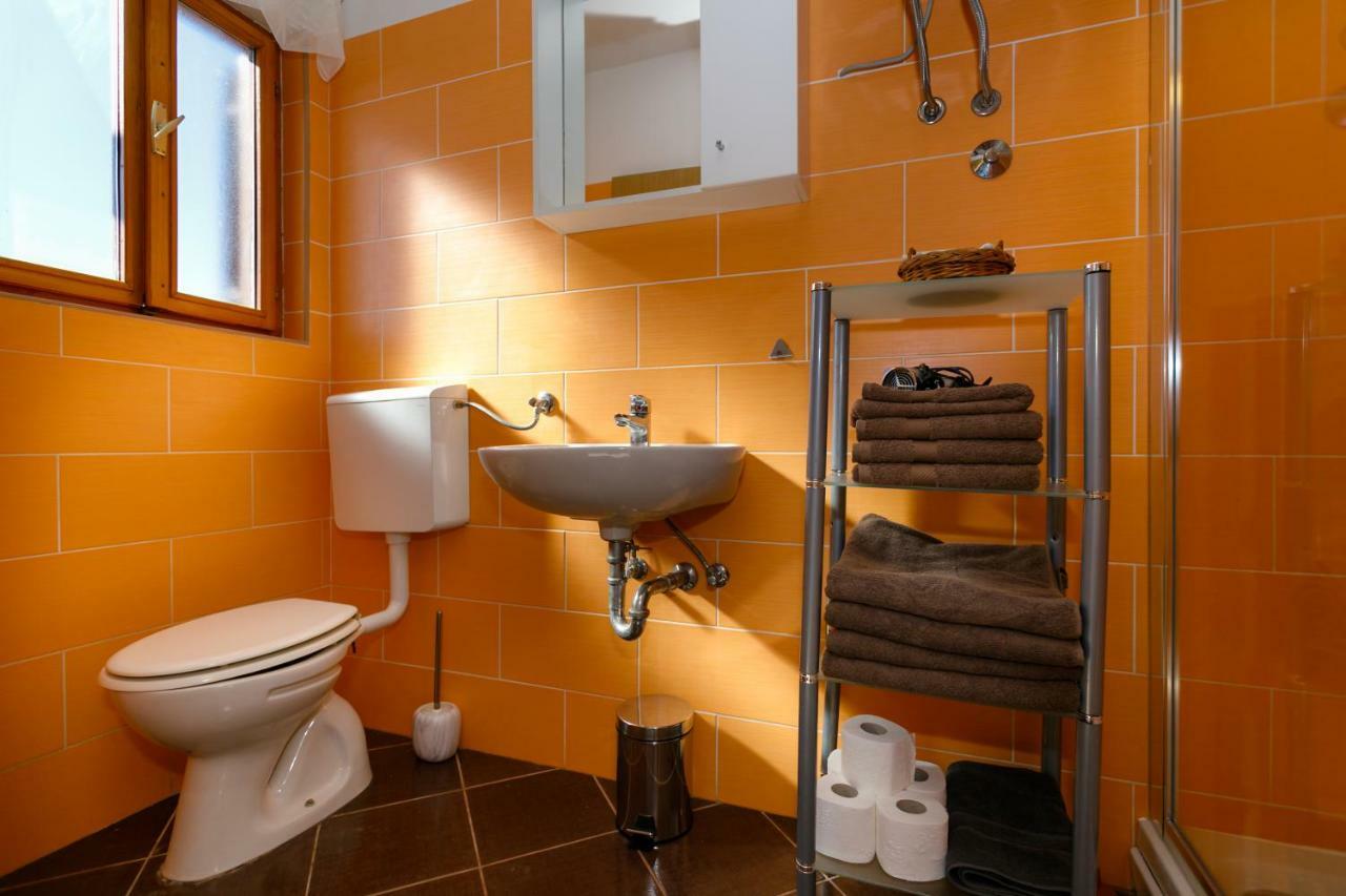 Apartment Ane Kras エクステリア 写真